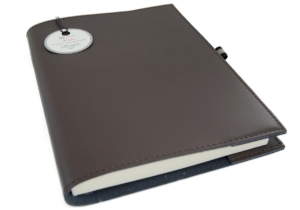 Acuto Refillable Journal